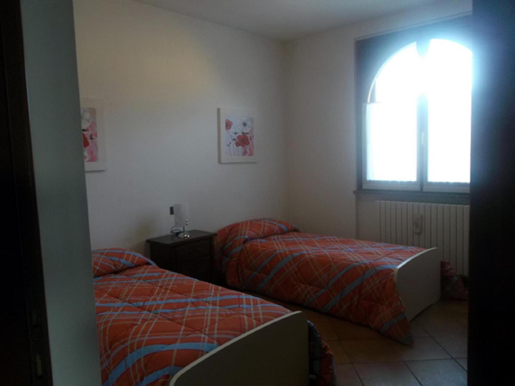 Crespi House Bed and Breakfast Parabiago Δωμάτιο φωτογραφία